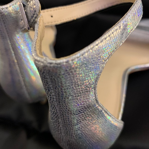 Metallic silver ankle straps - Picture 9 of 16